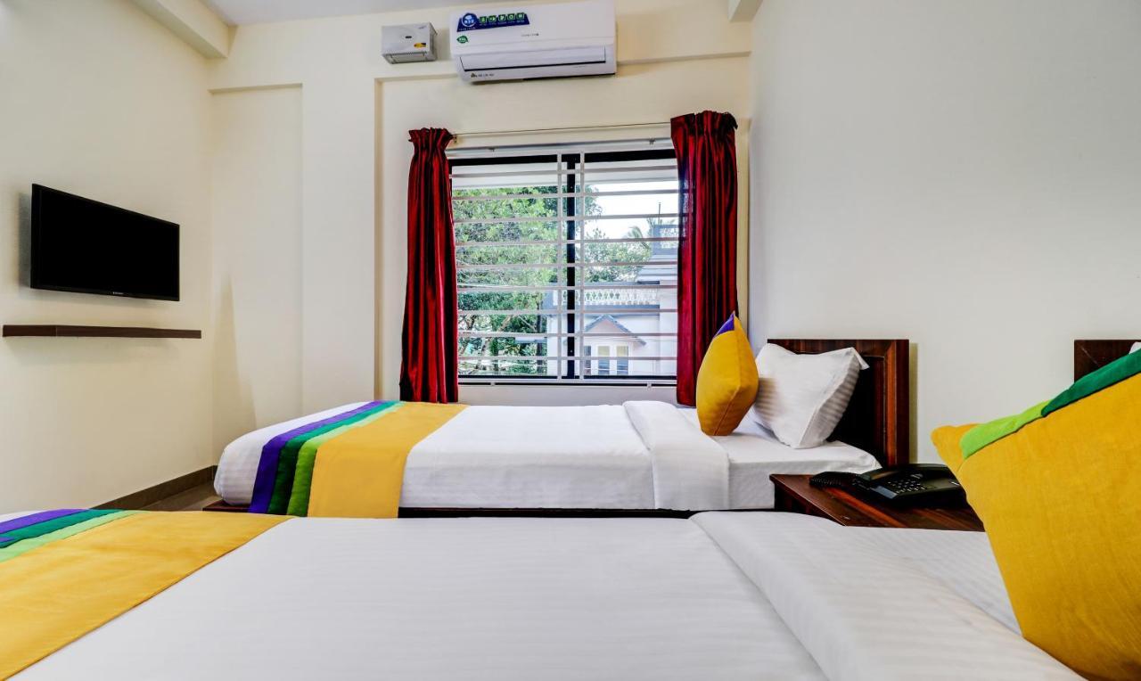 Itsy Hotels Rain Tulsi Stayz, Palarivattom Junction Kochi Zewnętrze zdjęcie